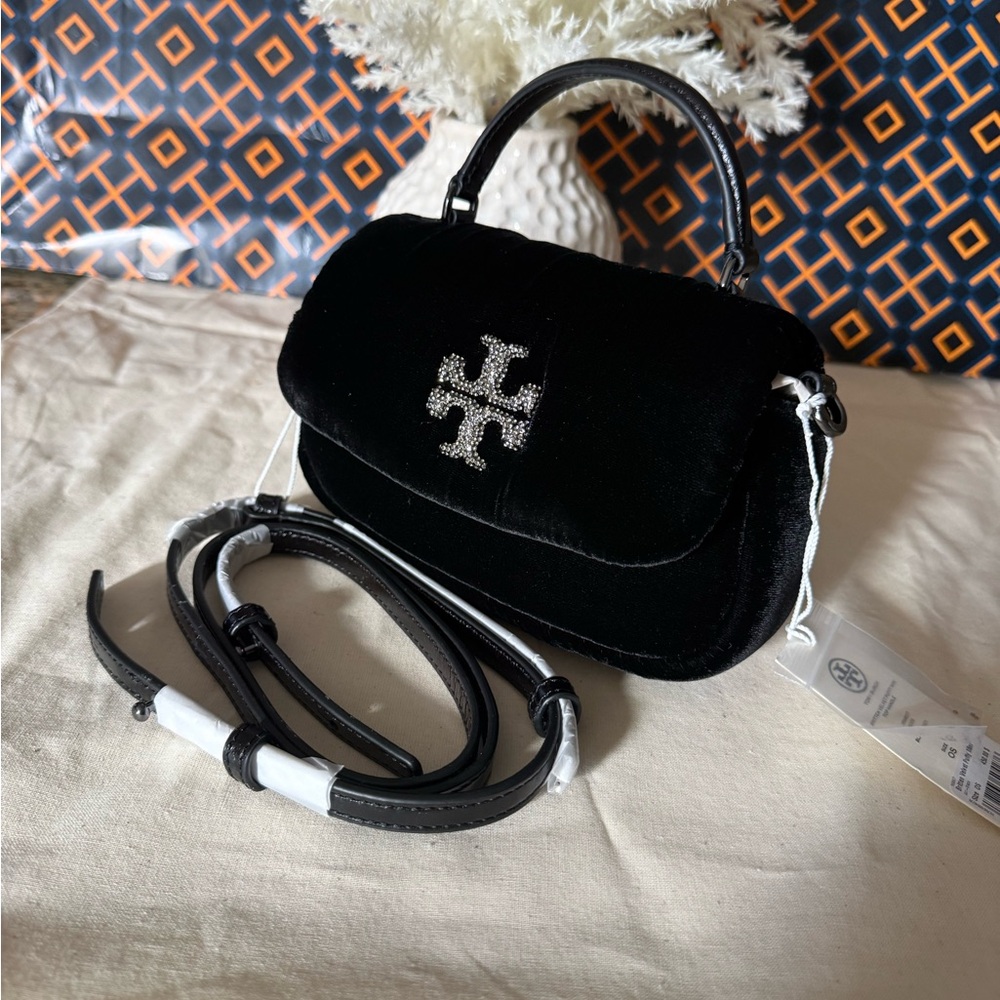 NWT , TORY BURCH BRITTEN VELVET PUFFY MINI TOP HANDLE BLACK
